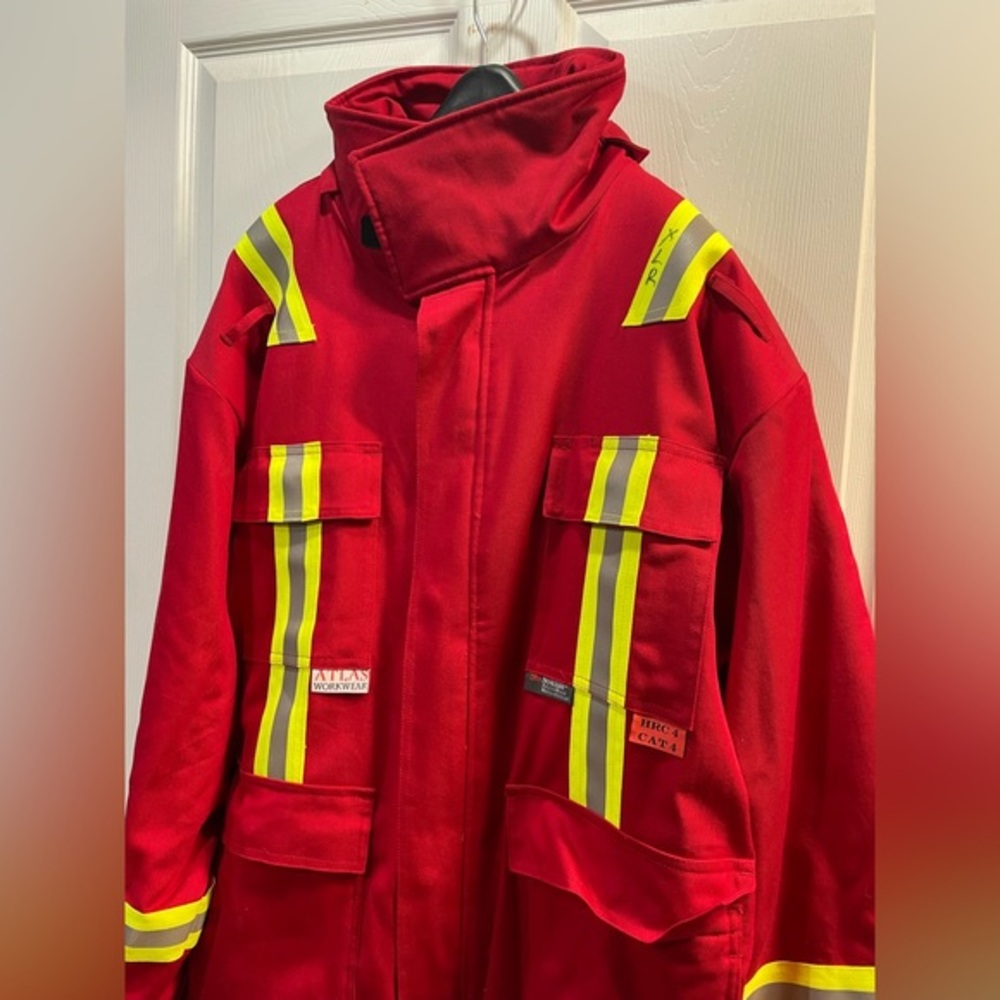 Atlas FR Insulated Parka Mens Size XL